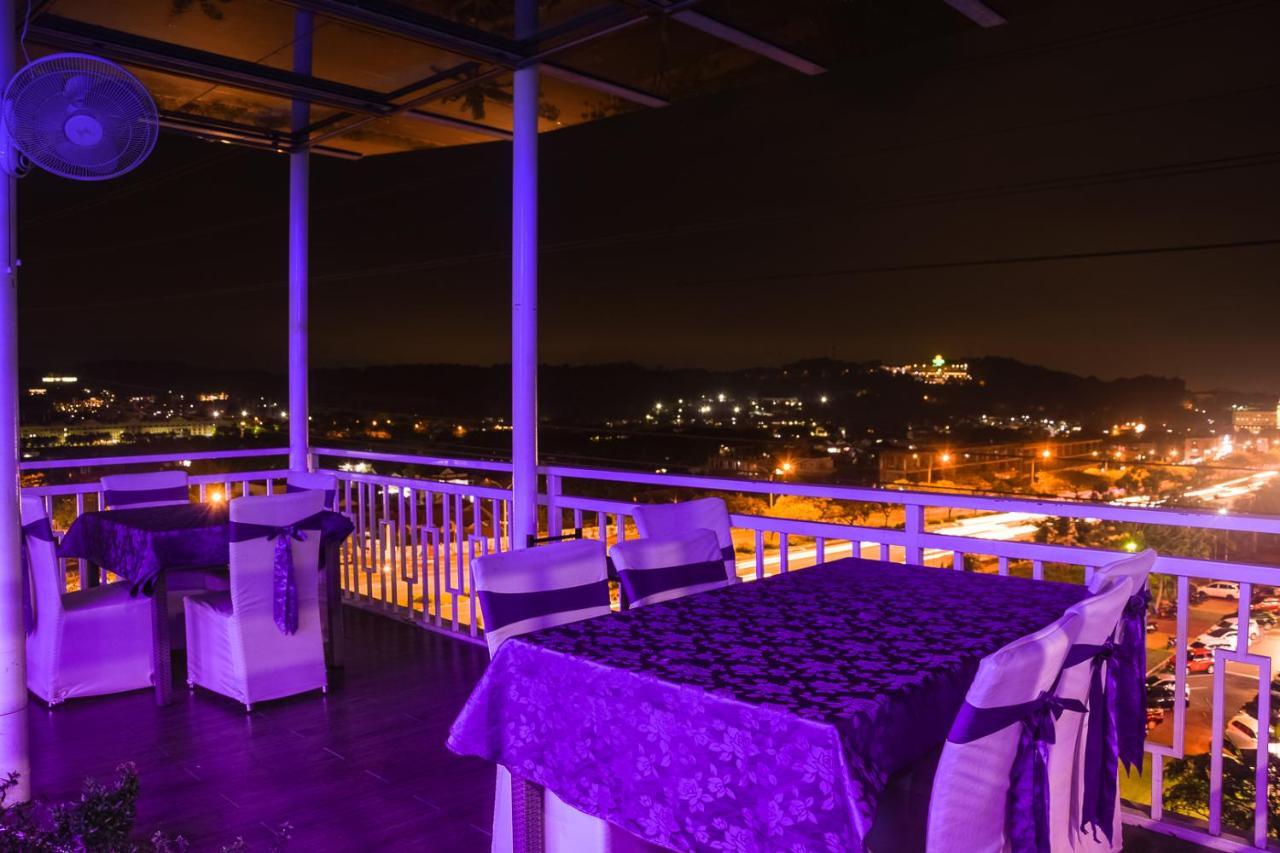 Green Rose Hotel Batam Ngoại thất bức ảnh